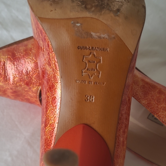 Leather Patterned Red-Orange Women's Heels - Picture 8 of 8